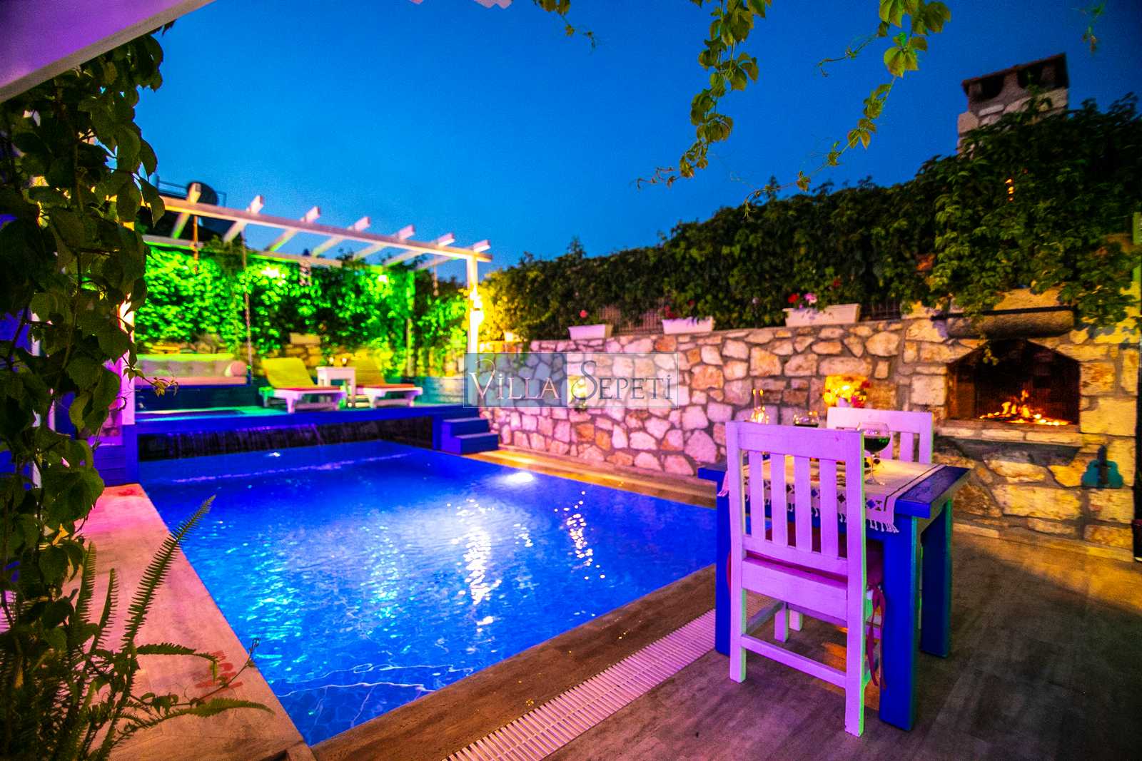 Villa Sardunya galeri fdf6a68896